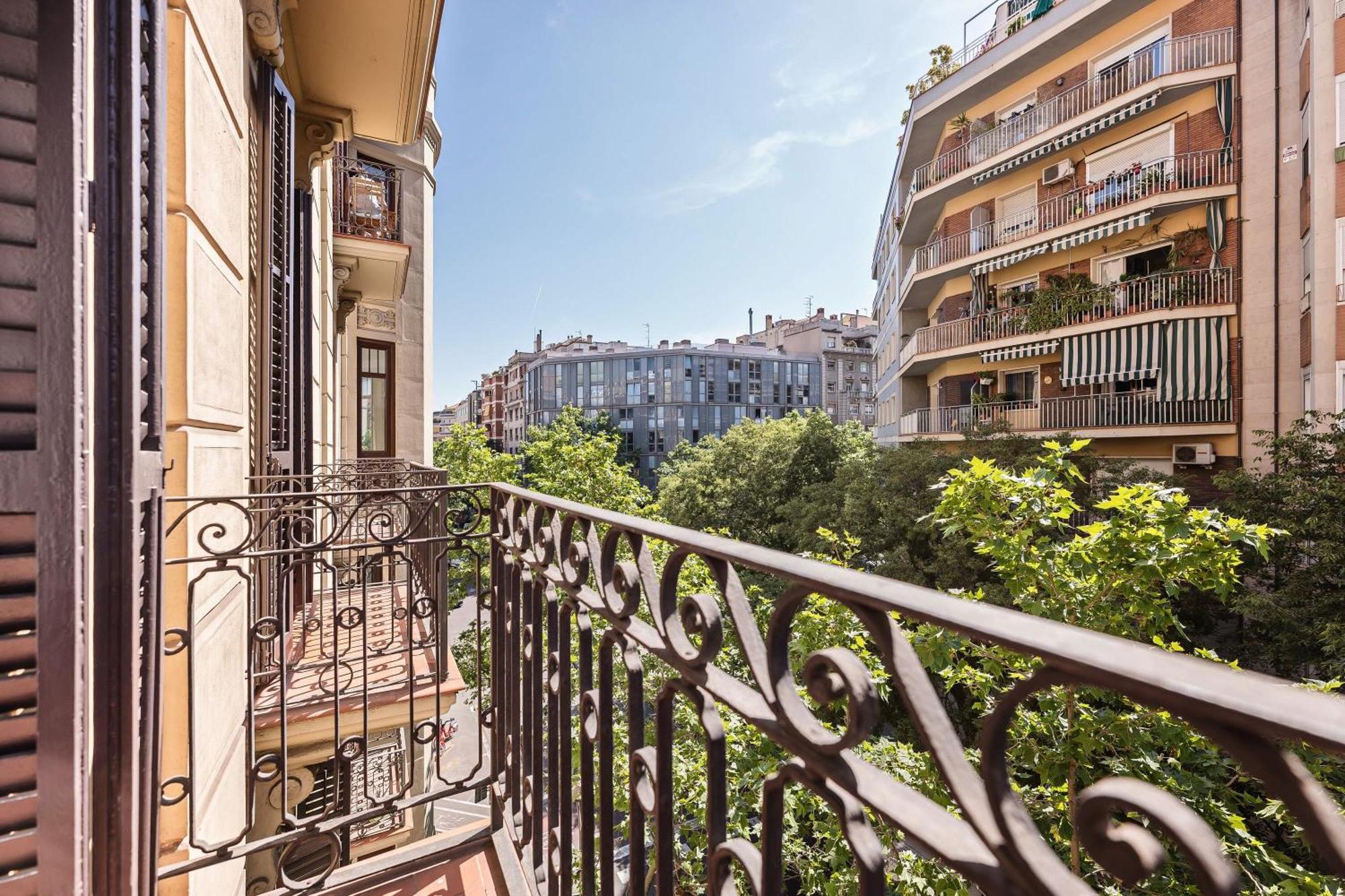 Sweett - Carrer Sepulveda Barcelona